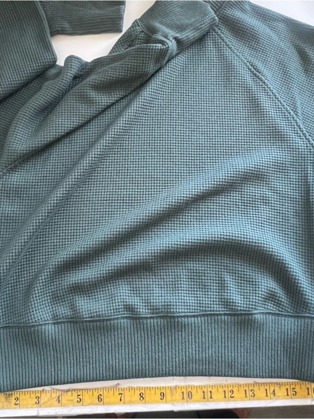 ALO Yoga Waffle Weekend Escape Mock Neck Sweatshirt  Clover Green  S NWT - Picture 13 of 15